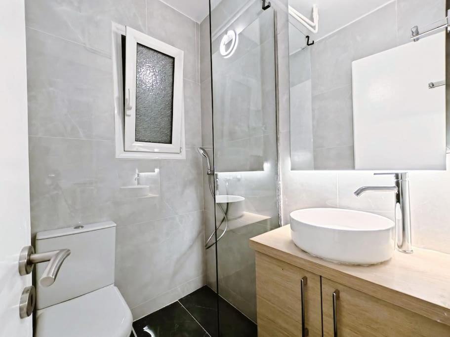 Apartament 5Min Metro, Sotiria, Iatriko, Semi-Basement Ateny Zewnętrze zdjęcie